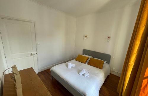 Fleury-sur-Orne House | Family-Friendly Getaway at Gesse YourHostHelper Hotel