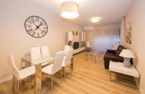 Ermitagana Apartment | Pet-Friendly 4-Star Gestión de Alojamientos Apartments