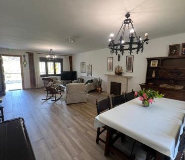 Puertas De Vidiago House | Garman Hotel: Exceptional Stay for Families with 9.1 Rating
