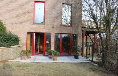 Haut-Bois House | Discover Gesves Côté Jardin: Rated 10/10 with Breakfast & Kitchen