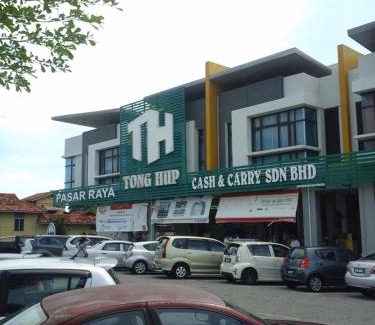 Tujuh Gajah Berang House | Discover Comfort at Get 2 HomeStay - Pet & Child Friendly