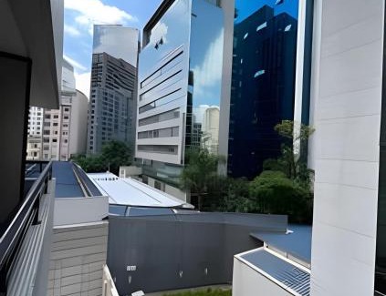 Paraiso Apartment | Cozy Getaway at 101 Av Paulista with Hot Tub & Dining