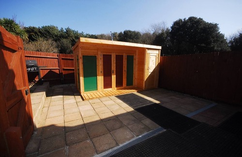 Peacehaven House | Relax at Get Away Home with Hot Tub for 7 Guests