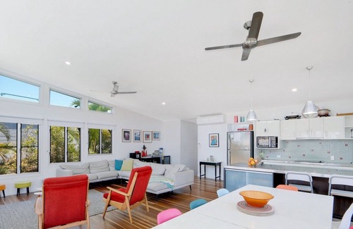 Woodgate House | Get-away & Relax on the Esplanade @ 'TOHAJA'