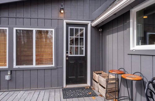 The Woods Ski Chalet | Relax and Unwind: Guest Rated 9.8 with Pool & Spa