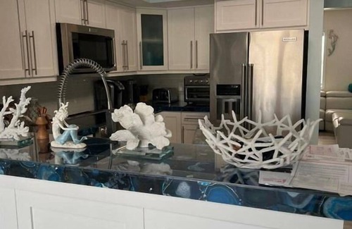 Indian Waterways House | Unwind at Your Islamorada Oceanfront Retreat with Pool Access