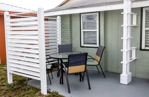 Kure Beach Cottage | Discover Serenity at Kure Beach with Oceanfront Bliss