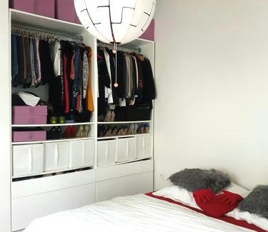 Ruhrallee West Apartment | Pet-Friendly Tiny Flat in Kreuzviertel - Rated 9/10