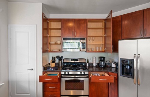 Lorton Apartment | Getaway home away from home