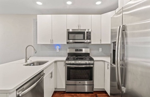 Graduate Hospital House | Getaway in the heart of the city