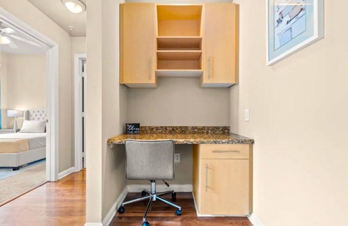 Cityplace Apartment | Discover This Inviting Apartment with Pool & Work Space