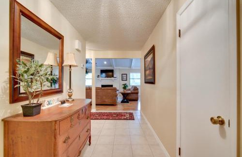 Fellowship House | Inviting Home Near Historic Downtown Ocala - Pet Friendly!