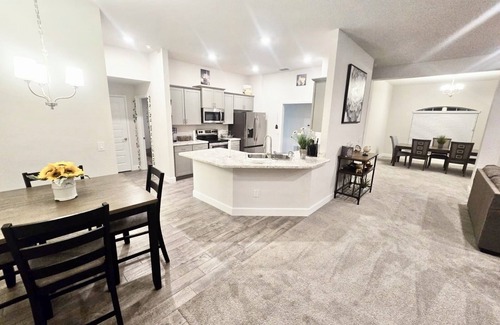 Silver Springs House | Getaway near The Worlds Equestrian Center, Silver Springs Park, &Rainbow Springs