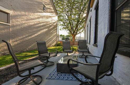 Covington Apartment | Getaway on Lee - Covington 3 Bedroom Apartment