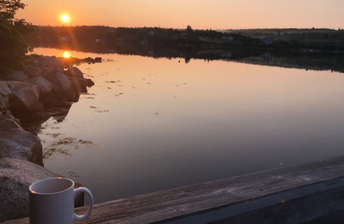 Prospect Bay Cottage | Pet-Friendly Getaway Near Prospect Village & Peggy's Cove