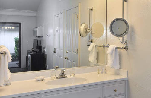 Napa Hotel | Serene Getaway Suite at Silverado with Pool and Spa