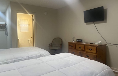 Waynesboro Hotel | Getaway to Creeks Bend 64