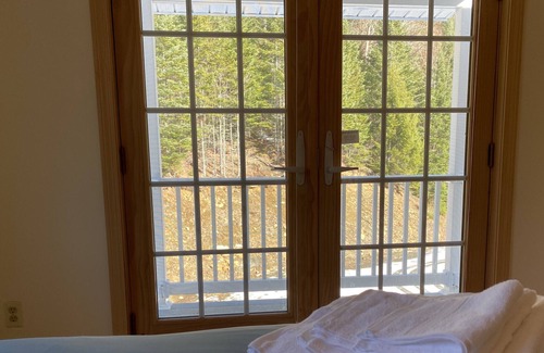 Rangeley House | Getaway to the mountains with your whole family