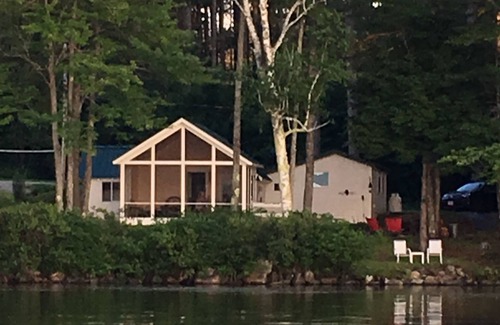 Dryden Cottage | Unforgettable Getaways Near UMF: Pet-Friendly & Scenic Views
