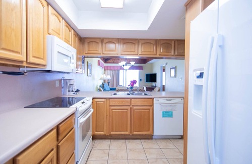 Pensacola Beach Condo | Unforgettable Getaways at Soundside Holiday Beach Retreat