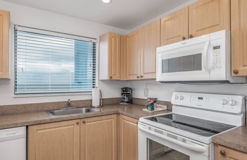 Hutchinson Island South Condo | Experience GetAways at Turtle Reef Club with Ocean Views