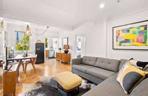 Kings Cross Apartment | Art Deco Retreat at Getawayz NSW - Perfect for Families