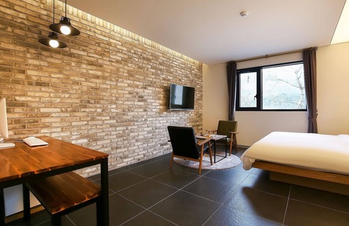Witchindo-ri Hotel | Eco-Friendly Getaway at Geumsan Gung Self Check-in Motel