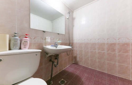Geumsan Hotel | Eco-Friendly Getaway at Geumsan Tomato - Guest Rated 10/10