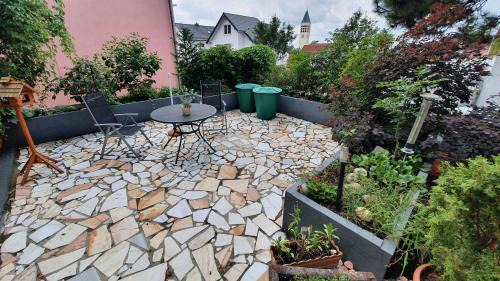 Hemsbach Apartment | Discover Gewölbestudio Hemsbach - 8/10 Guest Rated Stay
