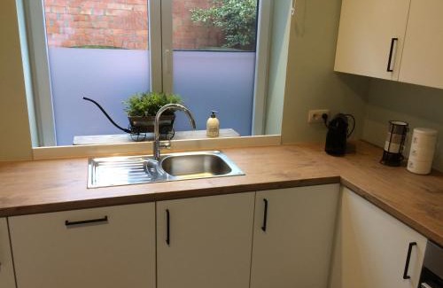 Tongeren House | Charming City House with Patio - Guest Rated 9.3/10