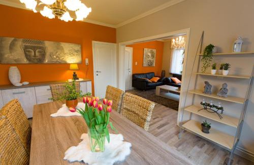 Deinze House | Cozy Home with 3 Bedrooms and Free Parking for Families
