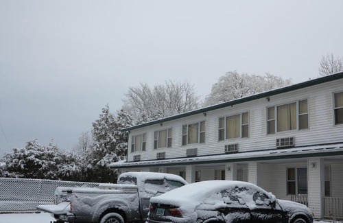 South Burlington Hotel | Budget-Friendly Stay at GGT Tibet Inn with Cozy Comfort