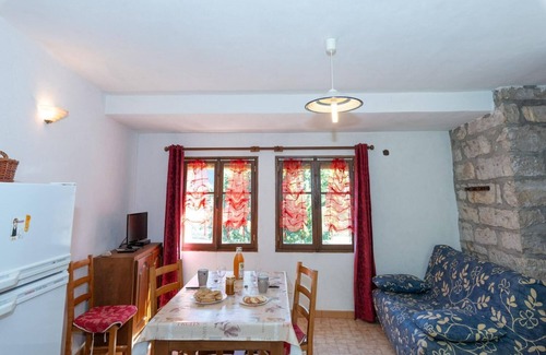 Gorges du Tarn Causses House | Cozy Gîtes de France 2 Épis for Family Stay in Blajoux
