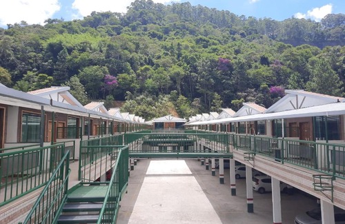 Salvaterra Hotel | Pet-Friendly GH Hotel Express: Family Stay with Dining