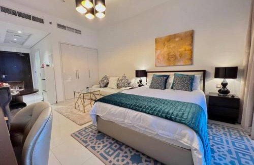 Jumeirah Village Apartment | Oceanfront Ghalia Damac Studio Apartment with Pool & Hot Tub
