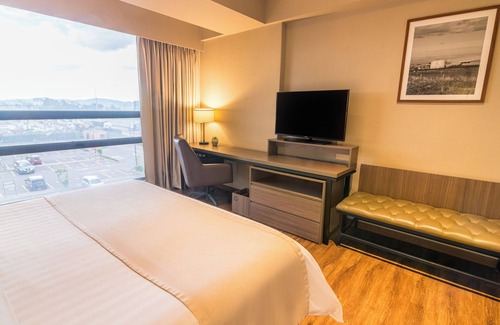 Cota Hotel | Unforgettable Stay at GHL Hotel Bogota Occidente