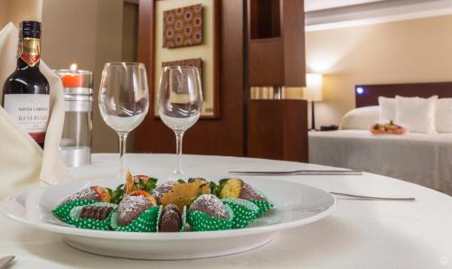 Calle 26 Hotel | Stay at GHL Hotel Capital: 5-Star Comfort Awaits You