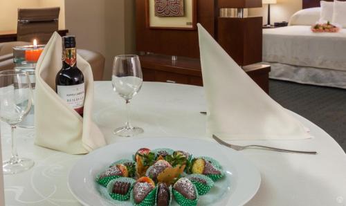 Calle 26 Hotel | Stay at GHL Hotel Capital: 5-Star Comfort Awaits You
