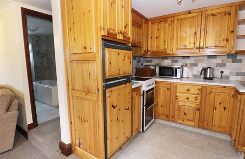 Kendal Cottage | Pet-Friendly Ghyll Bank Bungalow with Open Fire in Staveley