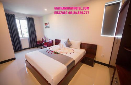 Quang Ngai Hotel | Gia Thành Đạt: Family-Friendly Stay with Breakfast Included