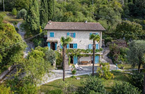 Malcesine Apartment | Giacomazzi House BRI: Family and Pet-Friendly Retreat