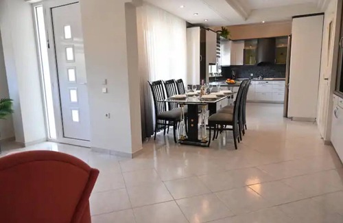 Petaloudes Villa | GianAngelo Holiday Villa: Family Retreat with Ocean View