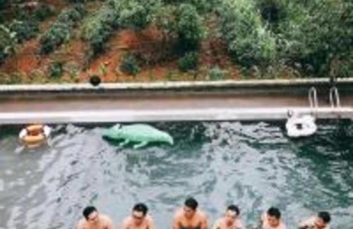 Luong Son House | Discover Giang House: Family-Friendly Stay with Pool & Breakfast