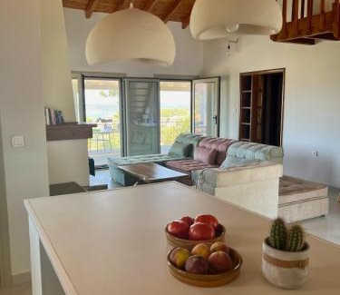 Pylos House | Gianna's Guesthouse: Pet-Friendly Retreat with Top Ratings