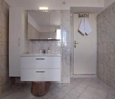 Argostoli House | Guest Rated 9.9: Family-Friendly Giannata House Stay