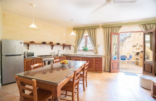Xewkija Villa | Top-Rated Gianni Holiday Home with Private Pool & Pet-Friendly