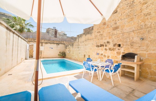 Xewkija Villa | Top-Rated Gianni Holiday Home with Private Pool & Pet-Friendly