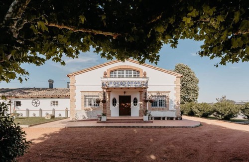 Os de Balaguer Cottage | Explore Activities at a Spacious Rural Retreat Near Nature