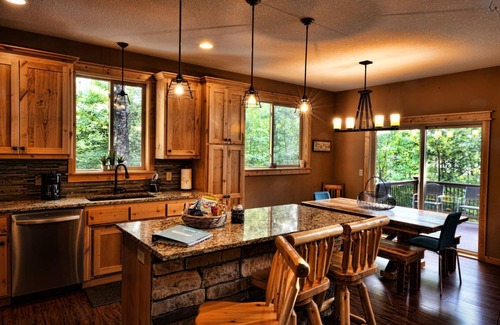 Embarrass House | Unforgettable Giants Ridge Lake Home for Golf, Hike & Ski