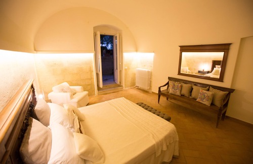 Gravina in Puglia Bed & Breakfast | Inviting Giardini 82 B&B with Breakfast & Family-Friendly Perks